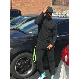 Meet your Posher, Malik